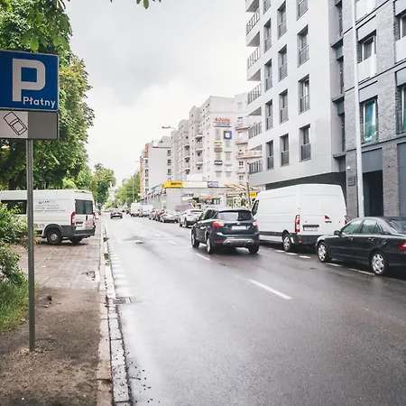 Luxurious Center Apartment